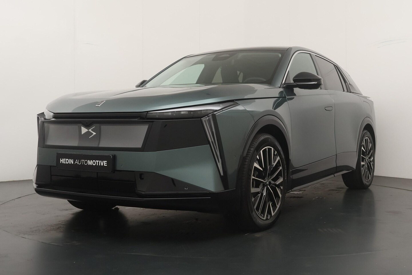 DS No 7 - E-Tense Long Range Etoile 97 kWh | Trekhaak | Panoramisch Glazen Dak | Lederen bekleding | - AutoWereld.nl