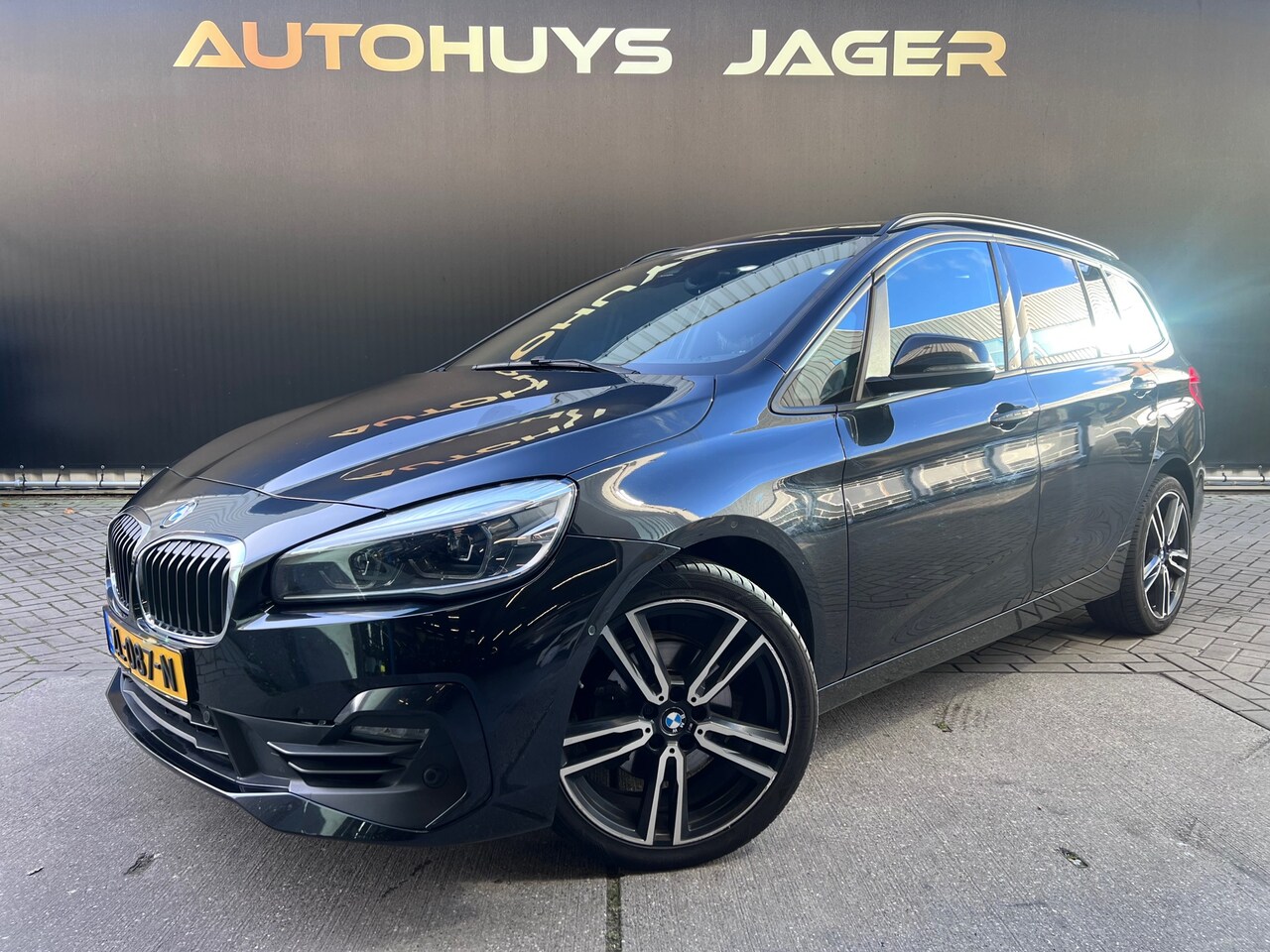 BMW 2-serie Gran Tourer - 218i 7p. Executive Edition M-Sport - Pano HUD Sfeerverlichting Leder - AutoWereld.nl