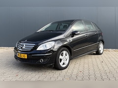 Mercedes-Benz B-klasse - 200 Airco Cruise Trekhaak Automaat NAP