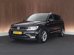 Volkswagen Tiguan - 2.0 TSI 180pk DSG 4Motion R-Line Highline Trekhaak Keyless Virtual Cockpit Navigatie