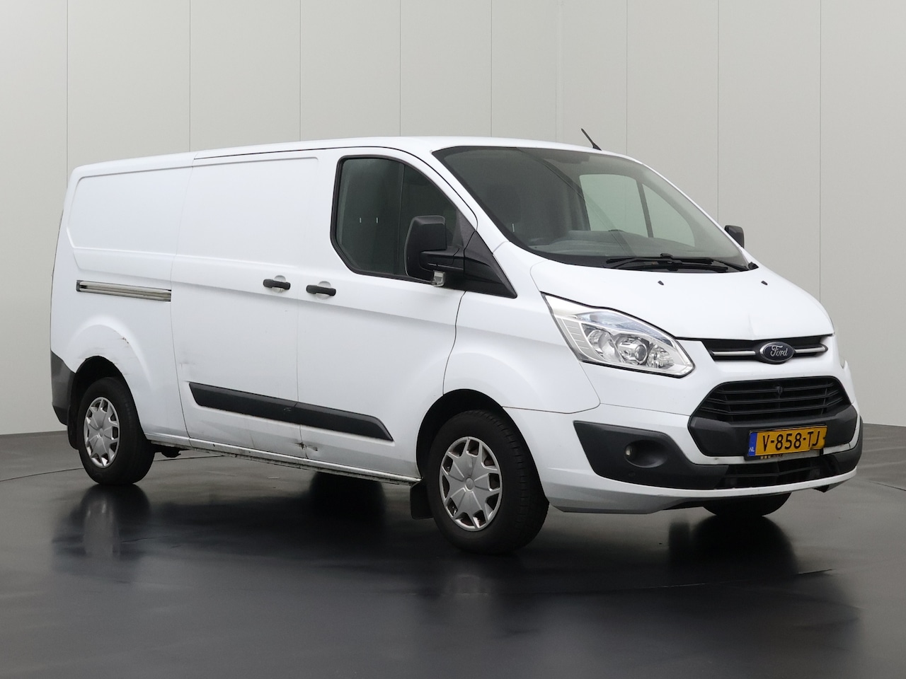 Ford Transit Custom - 2.2TDCI 125PK Lang | Airco | 3-Zits - AutoWereld.nl