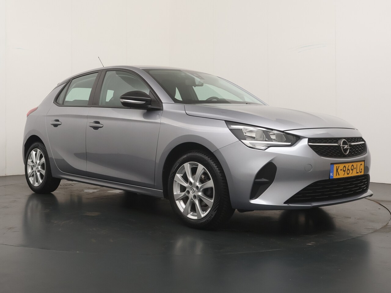 Opel Corsa - 1.2 Edition navi/16"LM/Trekhaak /Airco/Cruise - AutoWereld.nl