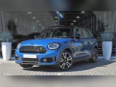 MINI Countryman - Cooper SE ALL4 JCW Automaat / Panoramadak / Comfort Access / Achteruitrijcamera / Adaptiev