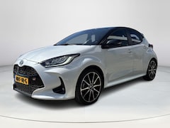 Toyota Yaris - 1.5 Hybrid GR Sport | All-Season banden | Keyless entry en start | Stoel verwarming | kuns