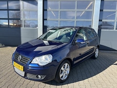 Volkswagen Polo - 1.4 16V 80pk 5-drs Blue Edition