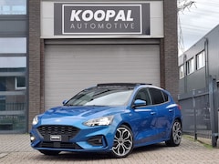 Ford Focus - 1.0 EcoBoost ST Line | B&O | PANO | LED | Trekhaak | Camera | Dealer Onderhouden