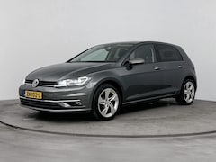 Volkswagen Golf - 1.6 TDI Highline | CAMERA | STOELVERWARMING | PARKEERSENSOREN V+A | DODEHOEK DETECTIE | DI