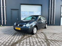Volkswagen Polo - 1.4-16V Comfortline / 102dkm / Airco / Apk 8-2027 / Cruise