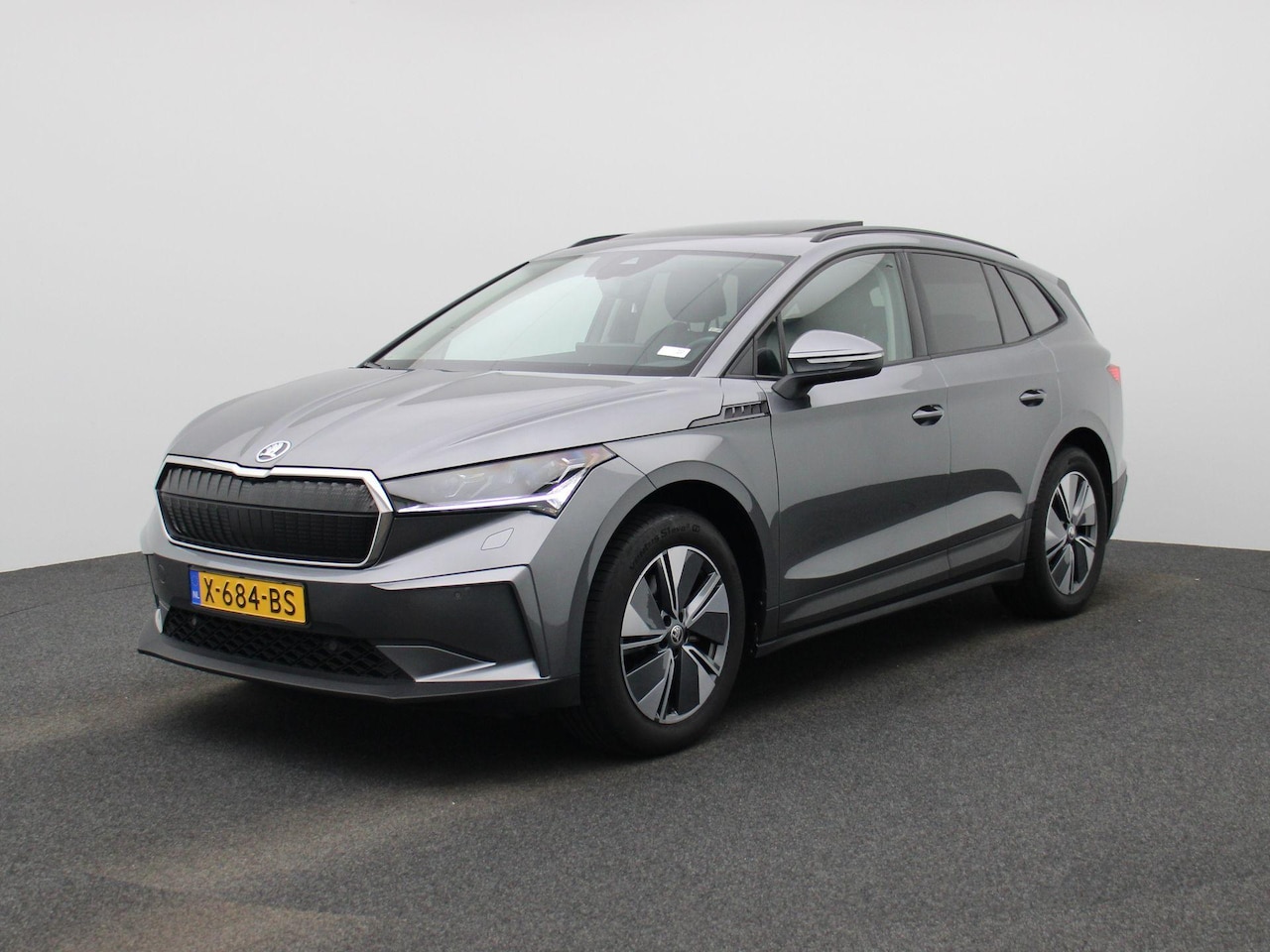 Skoda Enyaq iV - 60 Business Edition Plus | PANORAMADAK | STUURVERWARMING | STOELVERWARMING | ACHTERUITRIJC - AutoWereld.nl