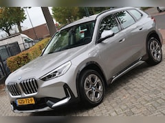 BMW X1 - xDrive25e Trekhaak / Fabrieksgarantie / Navi / Carplay / Sportstoelen / Cruise Adap. / 1e