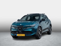 Alfa Romeo Junior - 1.2 Turbo 145pk Hybrid Ibrida Q4 | Clima | Camera | Adapt. Cruise | Apple Carplay | Schuif