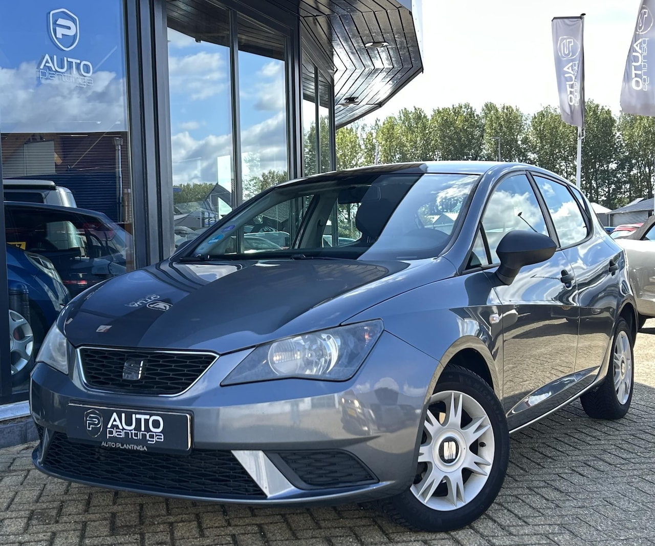 SEAT Ibiza - 1.2 Style | Dealeronderhouden! | Airco | Lichtmetalen Velgen | 5 Deurs | 2 Sleutels | - AutoWereld.nl