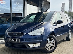 Ford Galaxy - 2.0-16V Ghia 145PK | 7 Persoons | NL AUTO | NAP | Trekhaak | Climate Control | Cruise Cont