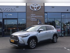 Toyota Corolla Cross - 2.0 HYBRID FIRST EDITION NL-AUTO AFN-TREKHAAK BLIND-SPOT ELEK-ACHTERKLEP KEYLESS LM-VELGEN