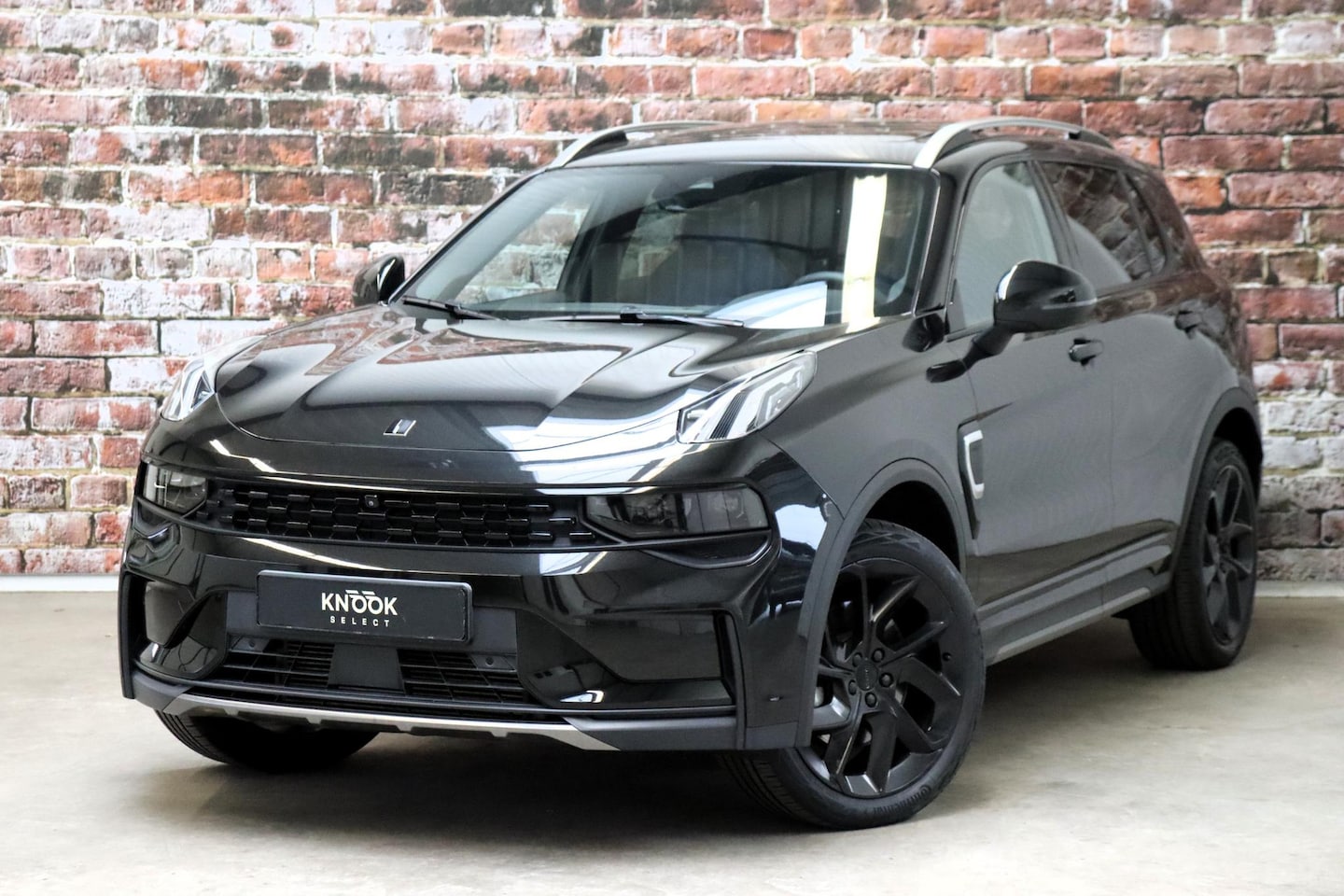 Lynk & Co 01 - 1.5 Automaat / SoH 95% / Zwarte Hemelbekleding / Panoramadak / LED koplampen / Lichtmetale - AutoWereld.nl