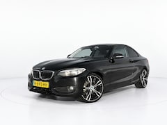 BMW 2-serie Coupé - 220i Business HARMAN/KARDON - STOELVERWARMING - NAVI