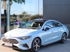 Mercedes-Benz CLA-Klasse - 200 Business Solution AMG 58 kWh l Keyless l Panoramadak l Stoelverwarming