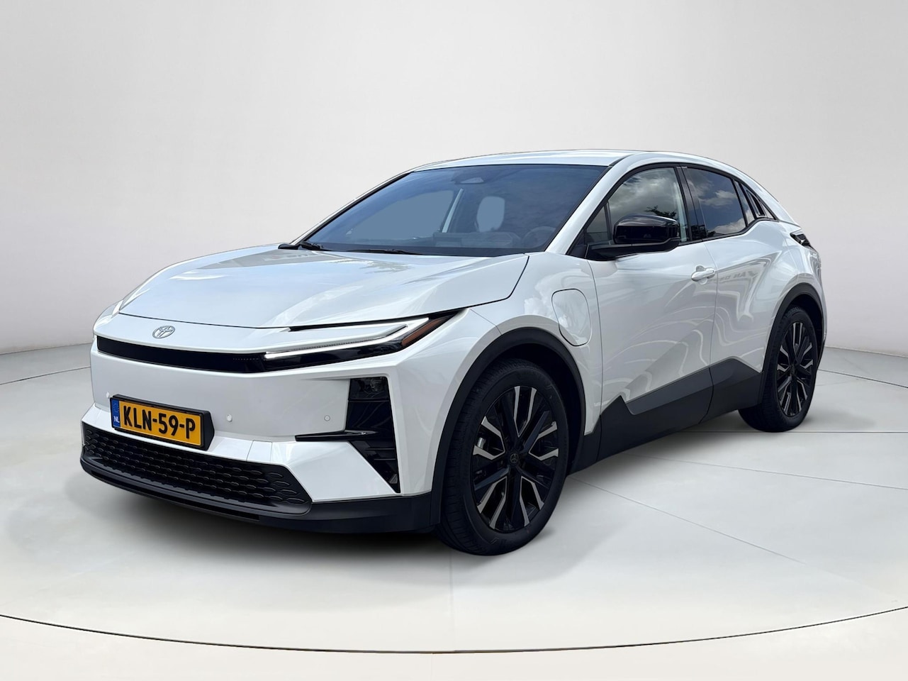 Toyota C-HR - First Edition 77 kWh First Edition 77 kWh - AutoWereld.nl
