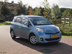 Toyota Verso S - 1.3 VVT-i Aspiration | Eerste Eigenaar | Automaat | Camera | Trekhaak | Panoramadak |