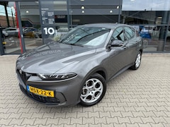 Alfa Romeo Tonale - 1.5T Hybrid Sprint *ACC & Navigatie