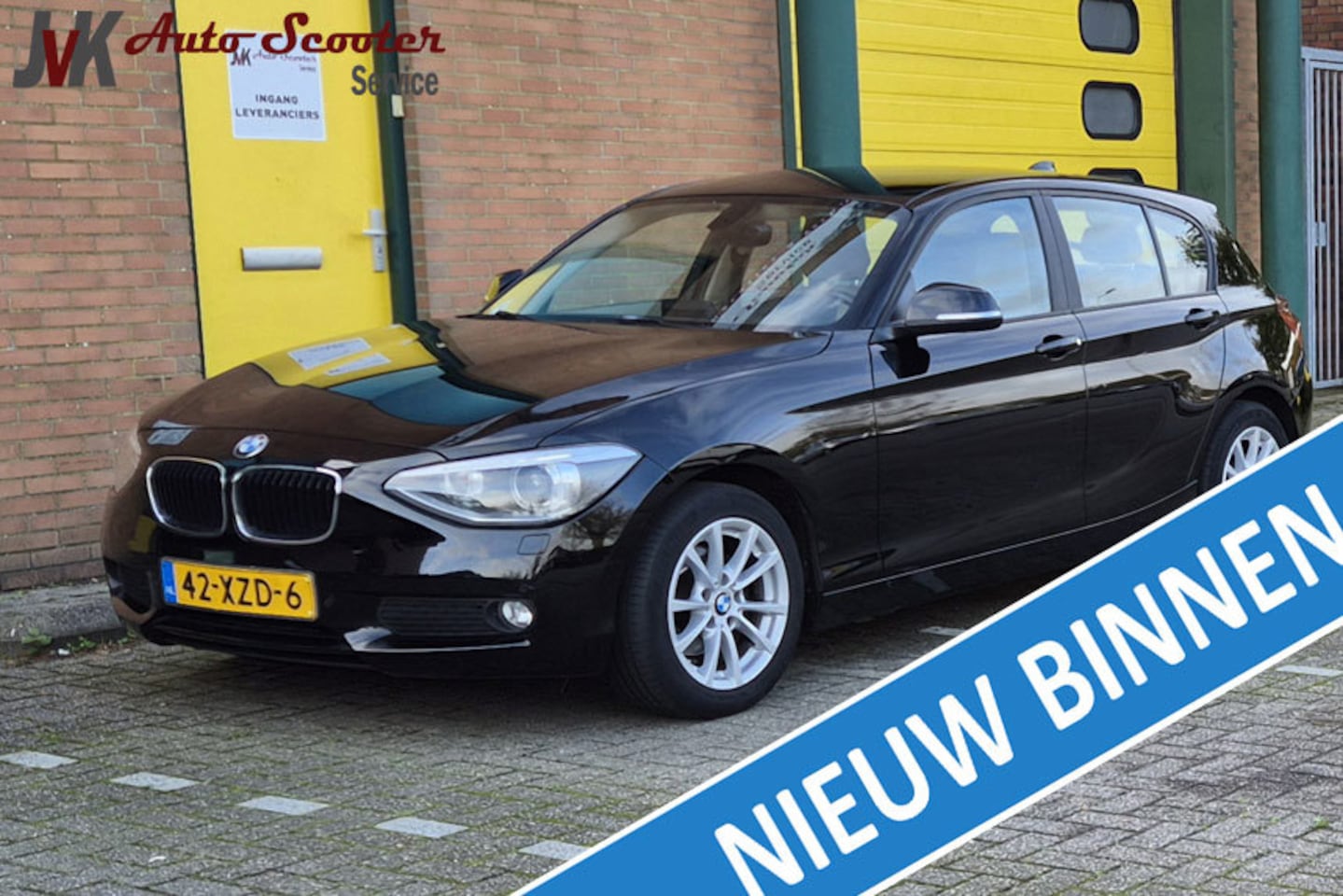 BMW 1-serie - 116i Upgrade Edition Airco! Trekhaak! Cruise Control! - AutoWereld.nl