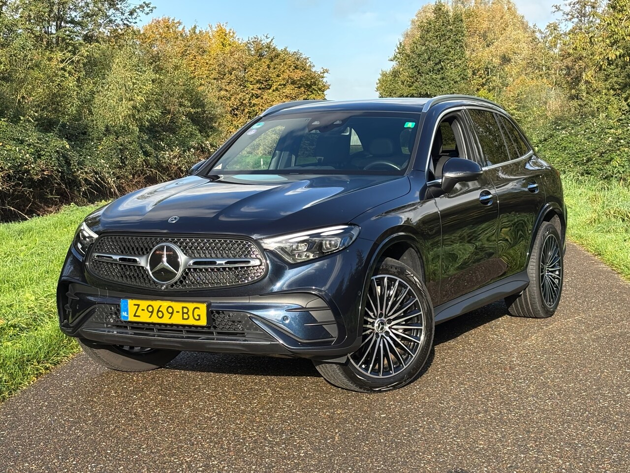 Mercedes-Benz GLC-klasse - 400e 4MATIC AMG Line/Pano/Head up/Fabrieks garantie - AutoWereld.nl