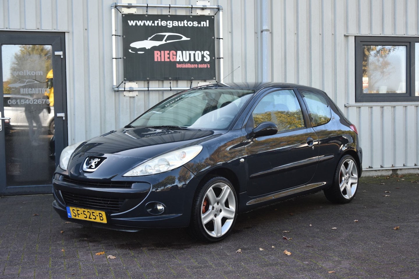 Peugeot 206 - 1.1 XR Lichtmetalen. RC wielen!! - AutoWereld.nl