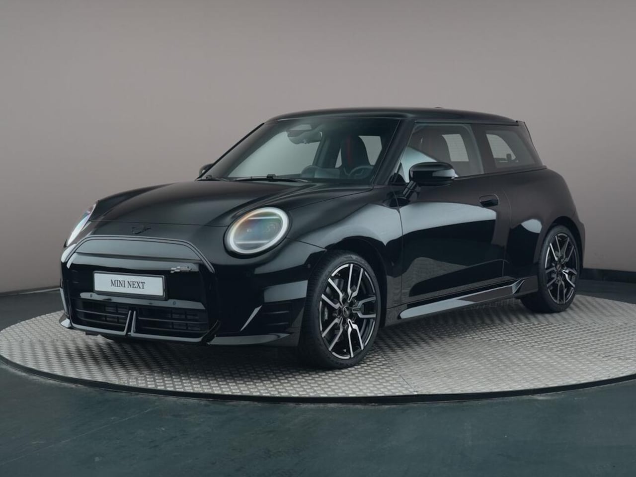 MINI 3-Deurs - Cooper E John Cooper Works S 40.7 kWh - AutoWereld.nl