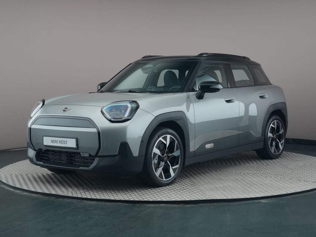 MINI Aceman - E Classic S 42.5 kWh - AutoWereld.nl