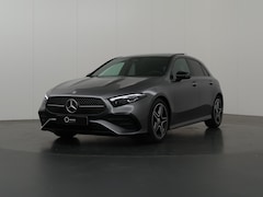Mercedes-Benz A-klasse - 180 Star Edition AMG Line LIMITED | Panoramadak | Night | Sfeerverlichting | Stoelverwarmi