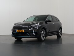 Kia e-Niro - ExecutiveLine 64 kWh | Trekhaak | Lederen Bekleding | JBL Audio | Dodehoekdetectie | Stoel