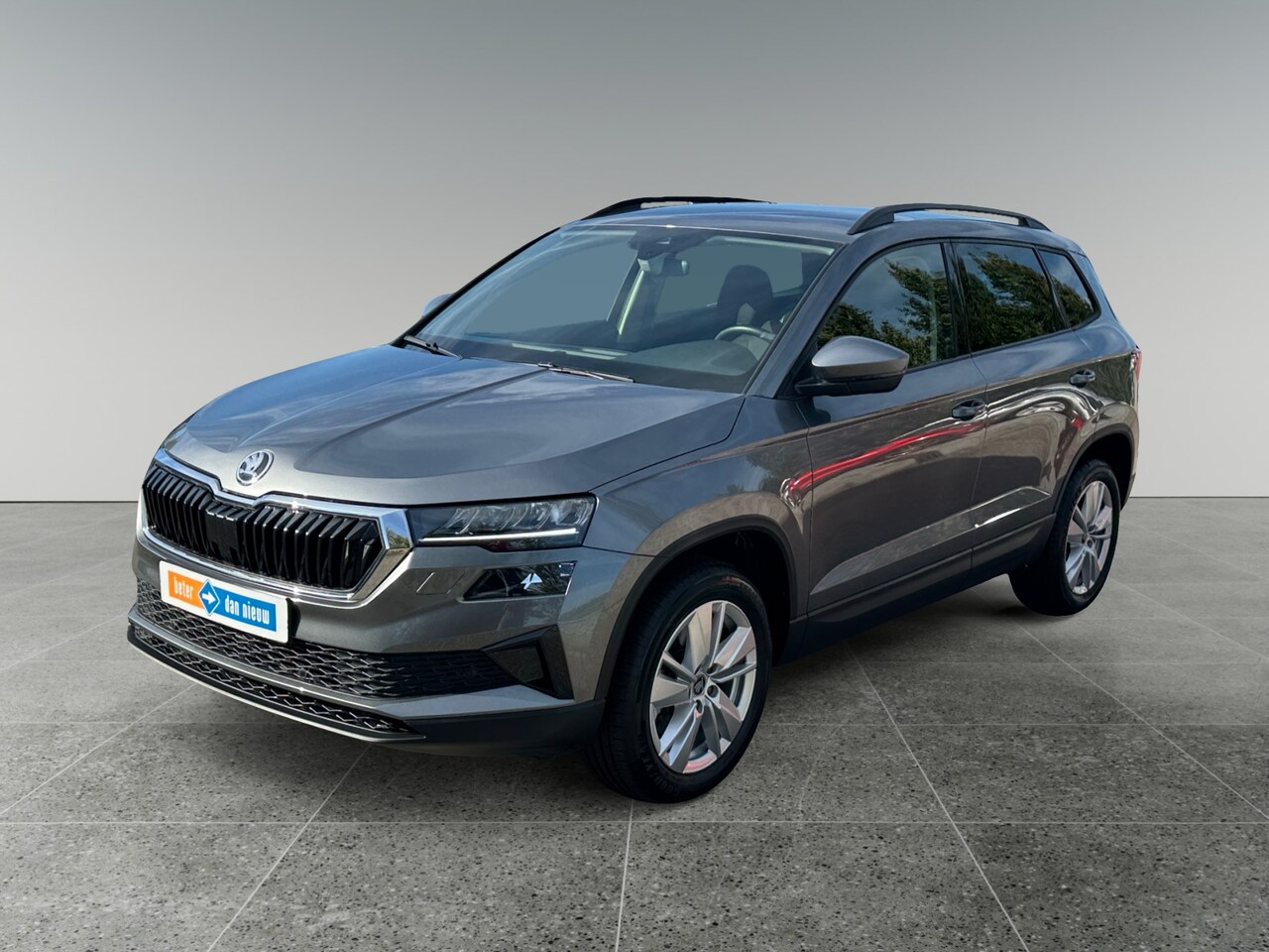 Skoda Karoq - 1.5 150pk TSI ACT Business Edition Parkeersensoren vóór en achter | Adaptive Cruise Contro - AutoWereld.nl