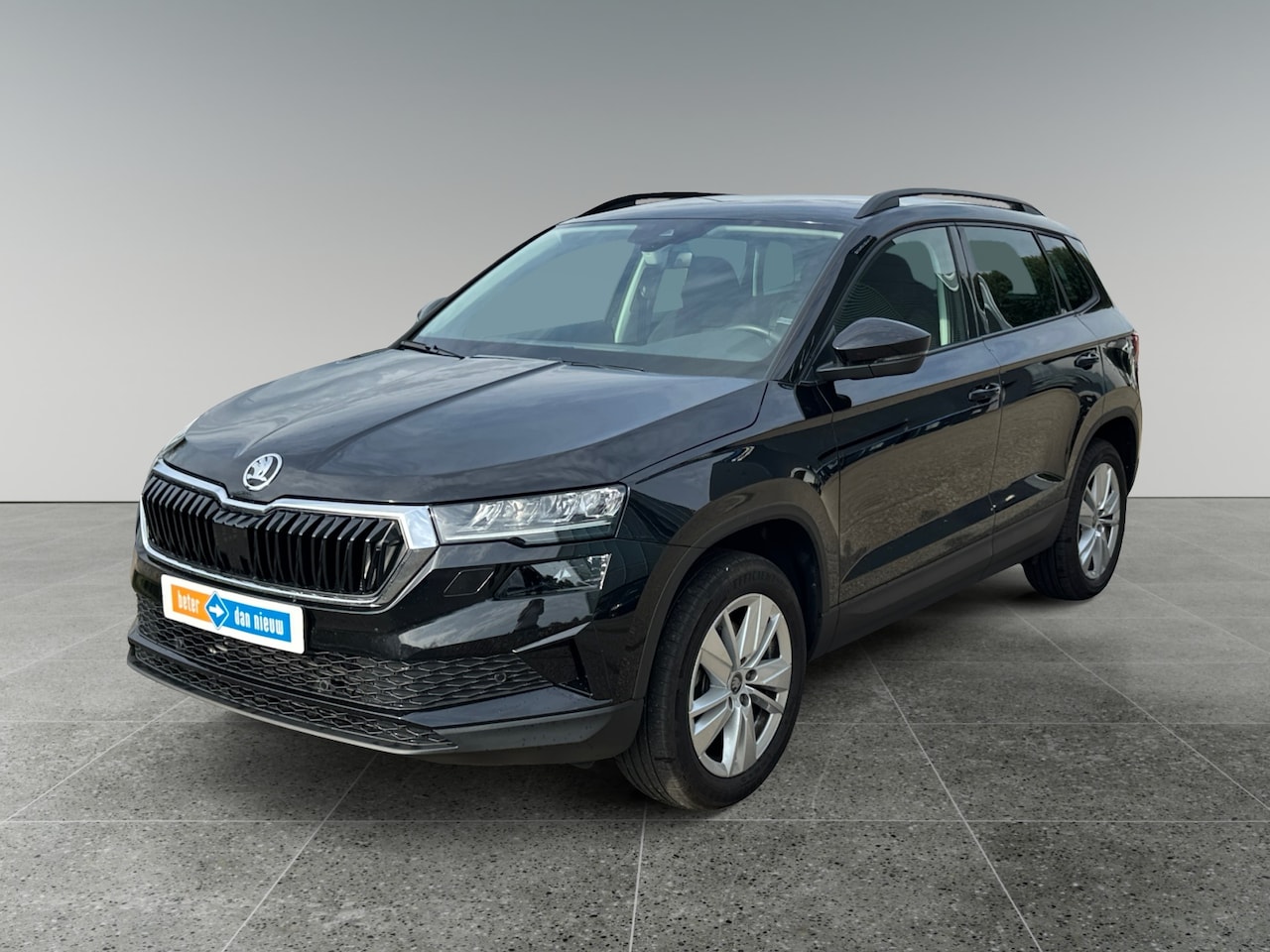 Skoda Karoq - 1.5 150pk TSI ACT Business Edition Achteruitrijcamera | Verwarmbare voorstoelen | Navigati - AutoWereld.nl