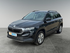 Skoda Karoq - 1.5 150pk TSI ACT Business Edition Achteruitrijcamera | Verwarmbare voorstoelen | Navigati
