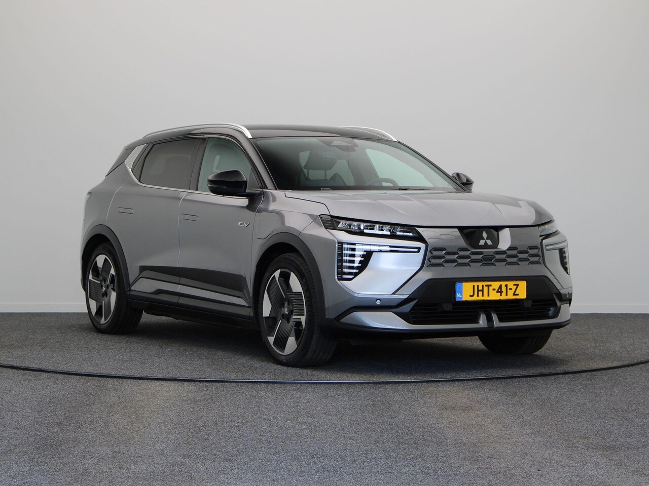 Mitsubishi Eclipse Cross - Intense 87 kWh | 8 jaar GARANTIE ! | Stoel en stuurwiel verwarming | Elektrische Achterkle - AutoWereld.nl