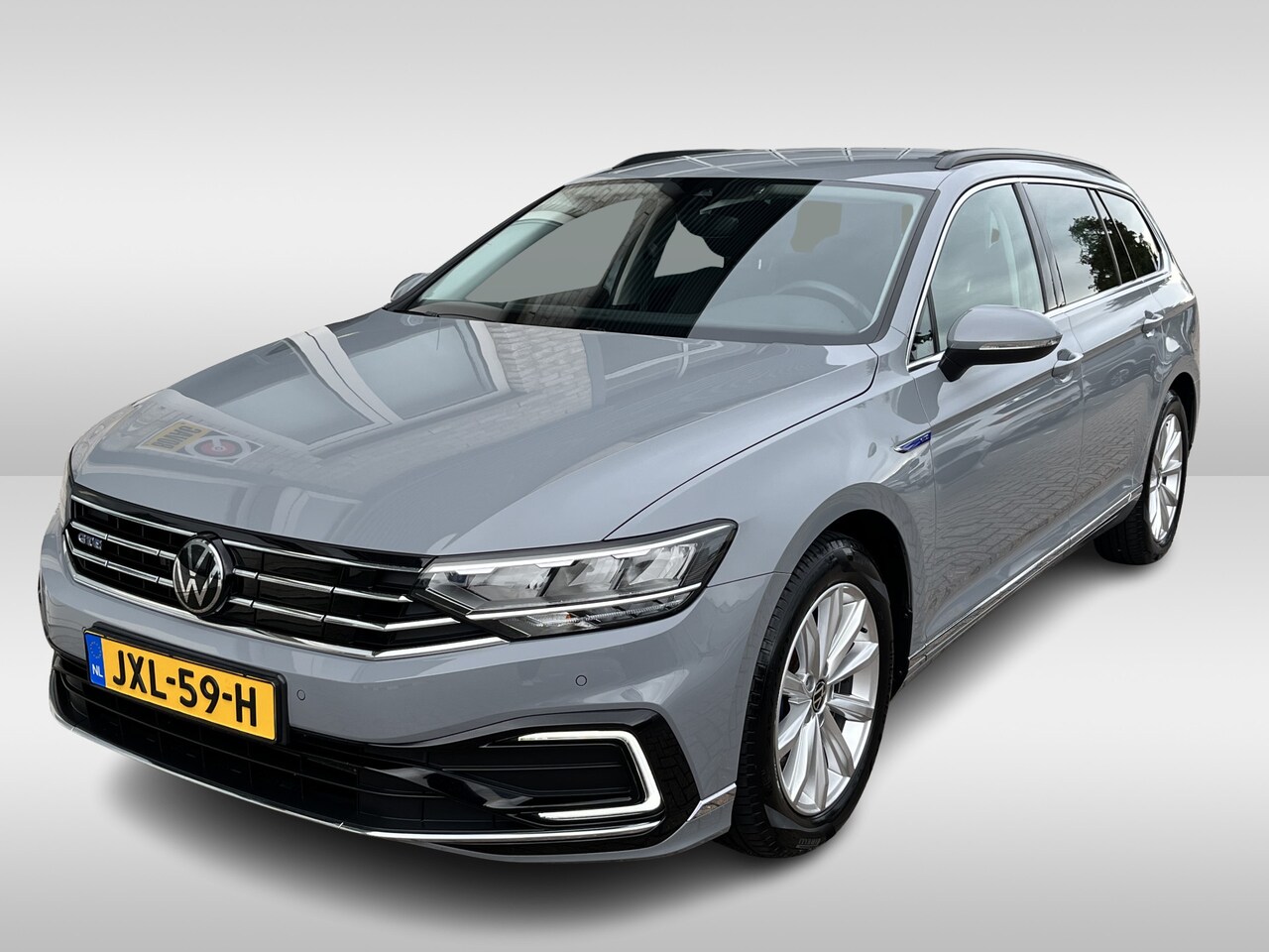 Volkswagen Passat Variant - 1.4 TSI PHEV GTE Business / AUTOMAAT/ ADAPT-CRUISE/ NAVI/ APP-CONNECT/ CLIMATE/ STOELVERWA - AutoWereld.nl