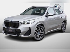 BMW X1 - xDrive25e PHEV Sportstoelen M-pakket Shadow line Elec achterklep