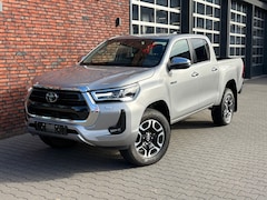 Toyota HiLux - 2.8 D-4D Double Cab 4x4 Professional premium 3500Kg Trek. AchteruitrijCam./Adapt.Cruise/PD