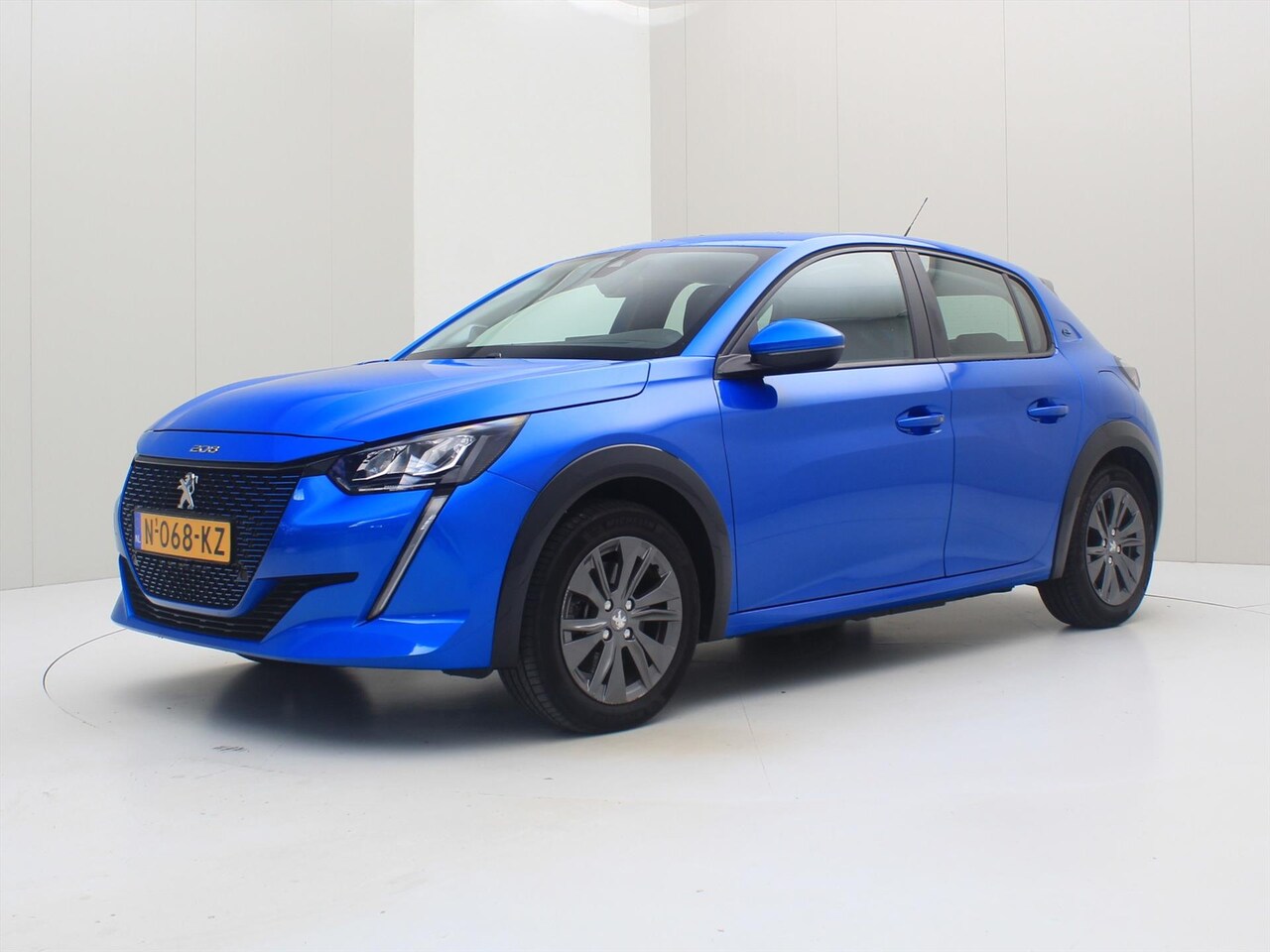 Peugeot e-208 - EV 50kWh 136pk Active Pack 91.44% SoH [ CARPLAY+CRUISE+STOELVERWARMING+GOED ONDERHOUDEN ] - AutoWereld.nl