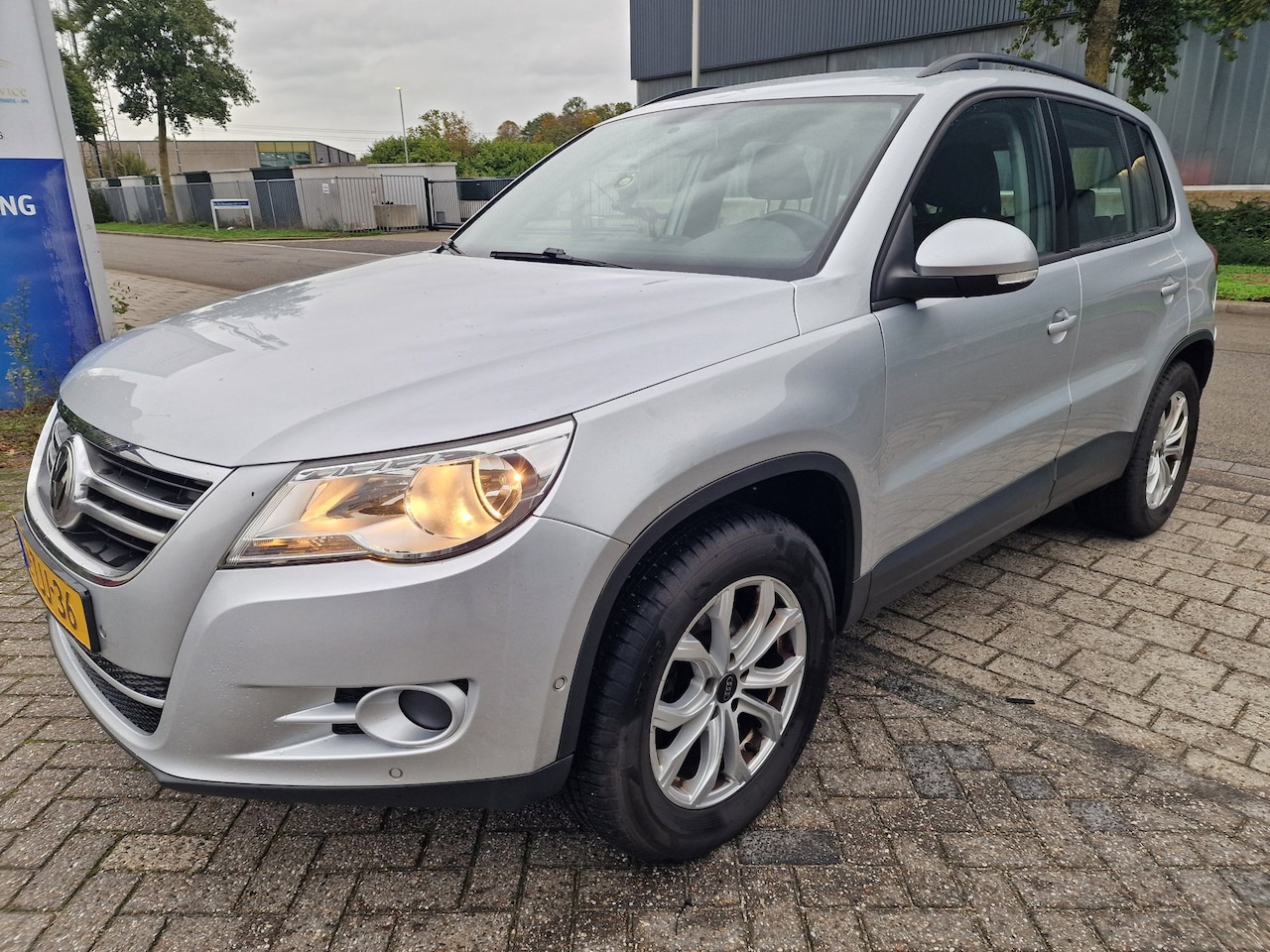 Volkswagen Tiguan - 1.4 TSI Comfort&Design, Apk, Nap, Goed onderhouden, Inruil mogelijk. - AutoWereld.nl