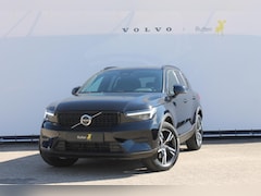 Volvo XC40 - B4 211PK Automaat Plus Dark Harman Kardon Audio installatie / Semi elektrisch wegklapbare