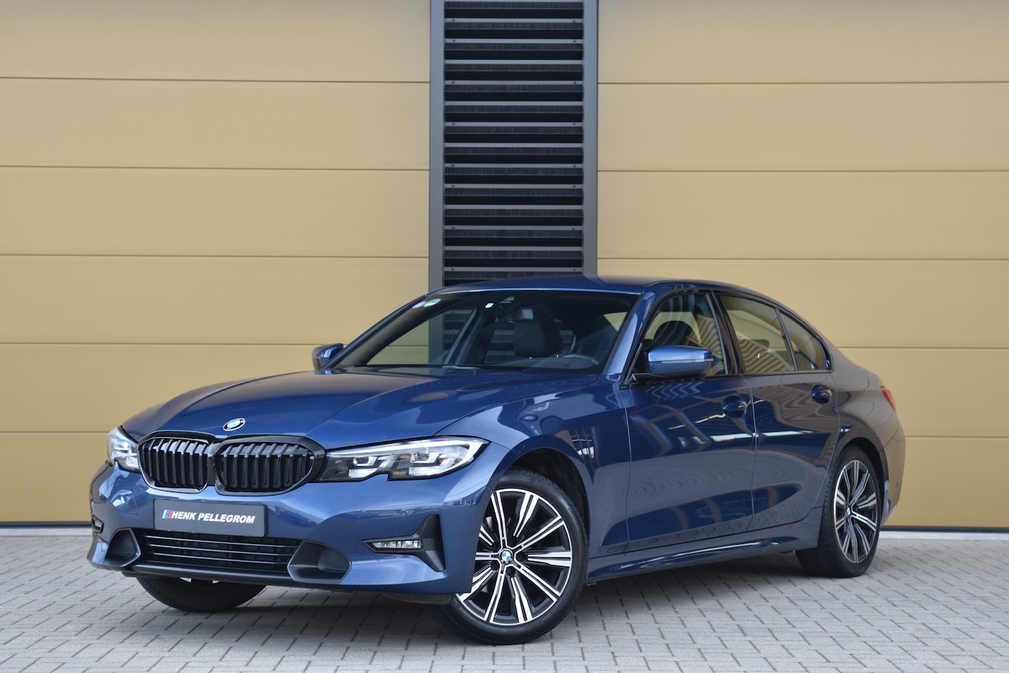 BMW 3-serie - 318i Executive Edition * Sportstoelen * Hifi * Trekhaak * BMW Live Cockpit * - AutoWereld.nl