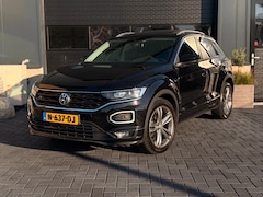 Volkswagen T-Roc - 1.5 TSI R-line | DSG | PANO | DIGIT. DASH | ACC | STOELVERW | LED | TREKH | CARPLAY