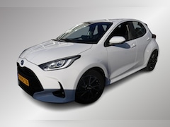 Toyota Yaris - 1.5 Hybrid Dynamic Limited Keyless entree, Stoeverwarming, Apple en Anroid auto, Achteruit