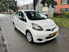 Toyota Aygo - 1.0-12V Access airco e.ramen