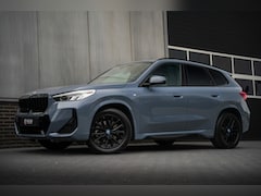 BMW X1 - xDrive 25e 245 pk M-Sportpakket /Nieuw-Model/ BTW-Auto/ Pano-Dak/ Harman&Kardon/ Camera/ S