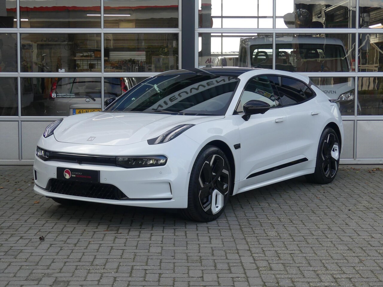 ZEEKR 001 - AWD Performance 100 kWh AWD Performance 100 kWh - AutoWereld.nl