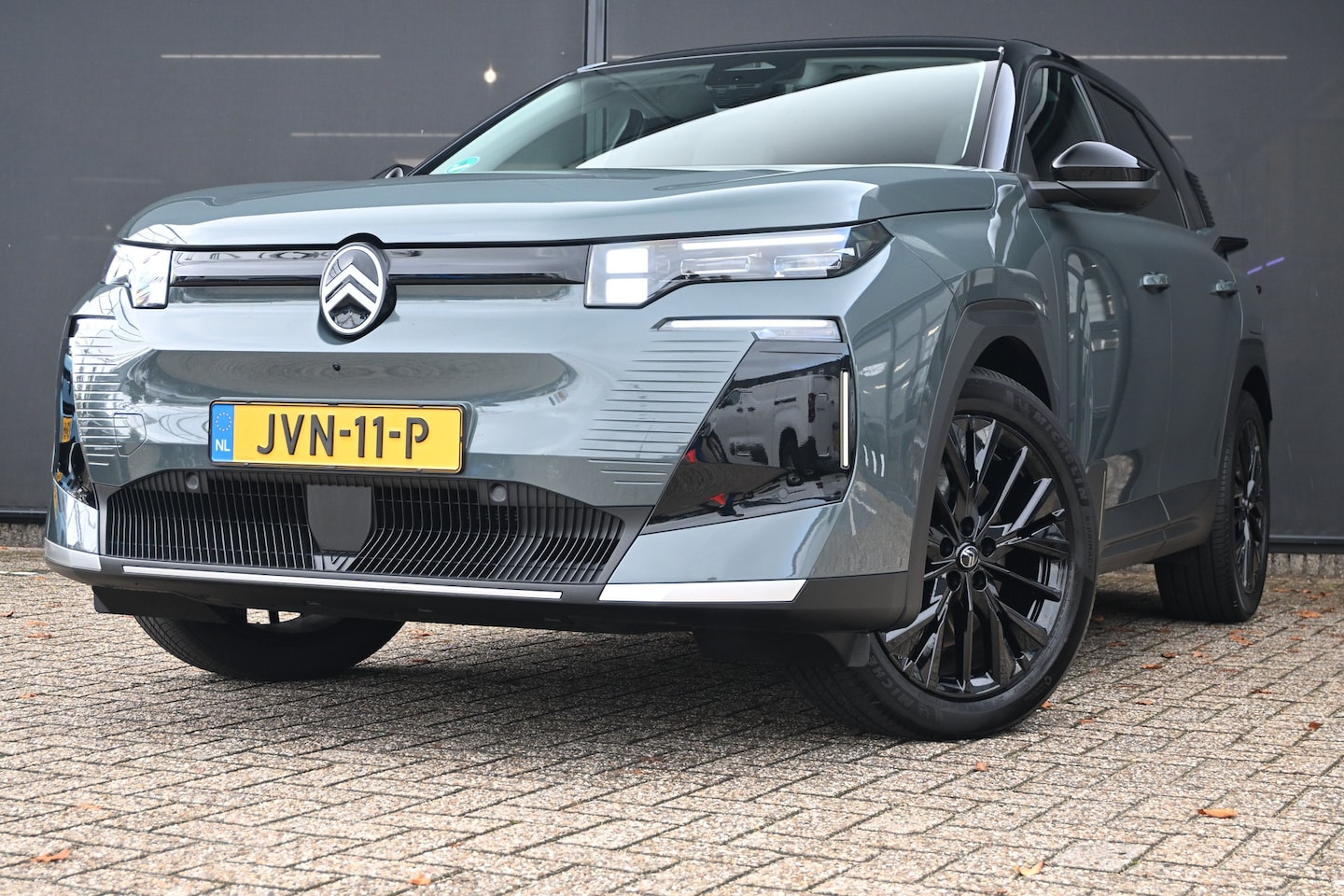 Citroën C5 Aircross - Max Comfort Range 74 kWh 98,7%SOH! | Schuif-/Kanteldak | Leder | Stoel/Stuurverwarming | M - AutoWereld.nl
