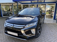 Mitsubishi Eclipse Cross - 1.5 DI-T First Edition Stoelverwarming / Head-up / 360 Camera / Trekhaak /