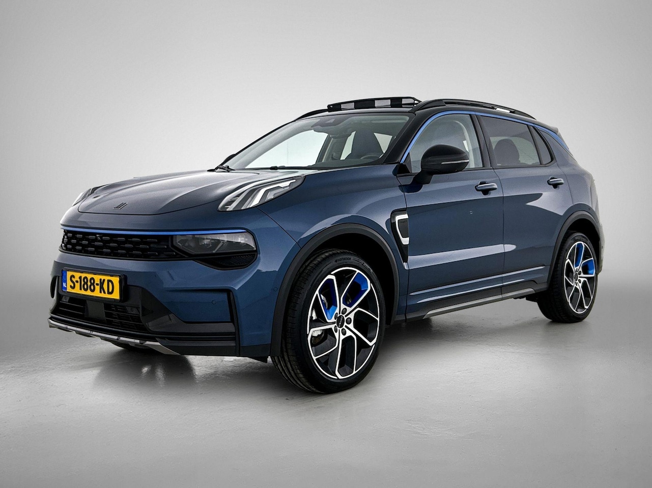 Lynk & Co 01 - 1.5 | PANORAMA-SCHUIFDAK | CAMERA | NAVIGATIE | STOELVERWARMING - AutoWereld.nl